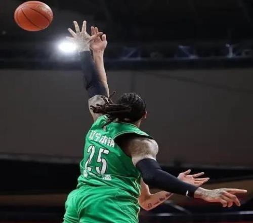 蓉城欢庆铜,梁龙跃龙门,共盼来年中,ued,UED,UED体育入口,UED官网,UED体育APP下载